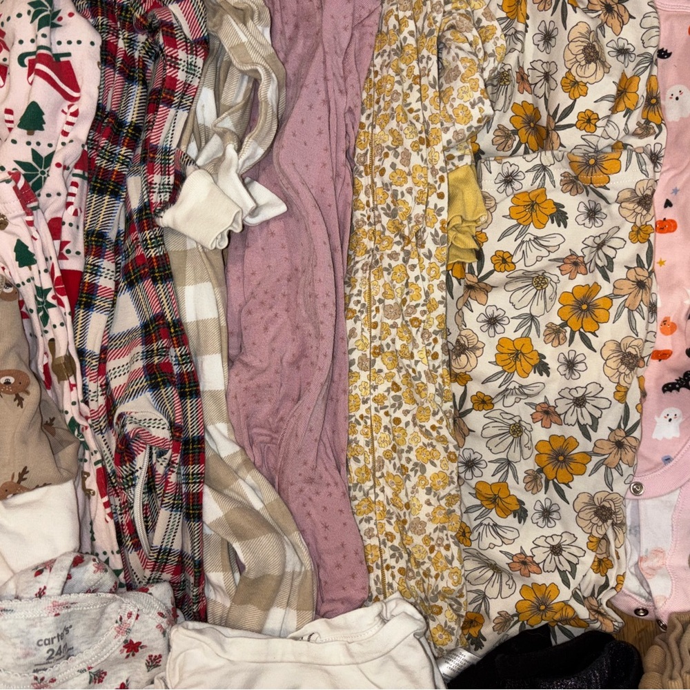 Fall/Christmas Old Navy, Carters Clothing lot!